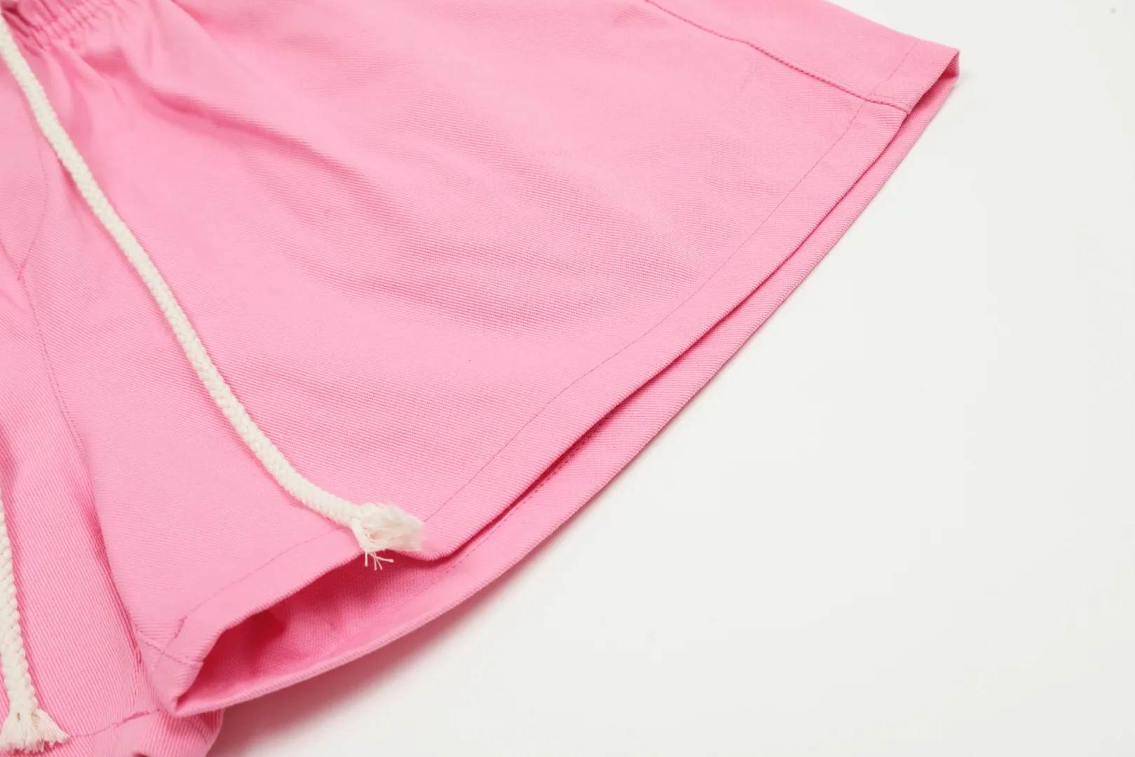 🅿️156 "Top Quality" Style No.: D001# [Ralph Lauren Paul small label war horse basic women's shorts] ✅Slim and sexy slim-fitting style for hot girls to show off the figure. Ten colorful colors. ✅Summer fresh, classic and versatile drawstring basic classic shorts. ✅Lazy style must-have item. The upper body has a fresh feeling. ✅Pure cotton twill wash, fermentation wash treatment, retro and texture. ✅Specially for platform live broadcast. Wholesale entities. Summer running style ✅Simple and easy to match, light American style, super great ✅Summer standard, small and sexy is YYDS, a must for petite girls. Color: light blue white dark green orange light green colored blue yellow pink khaki black Size: S-L #Elastic waistline can be stretched